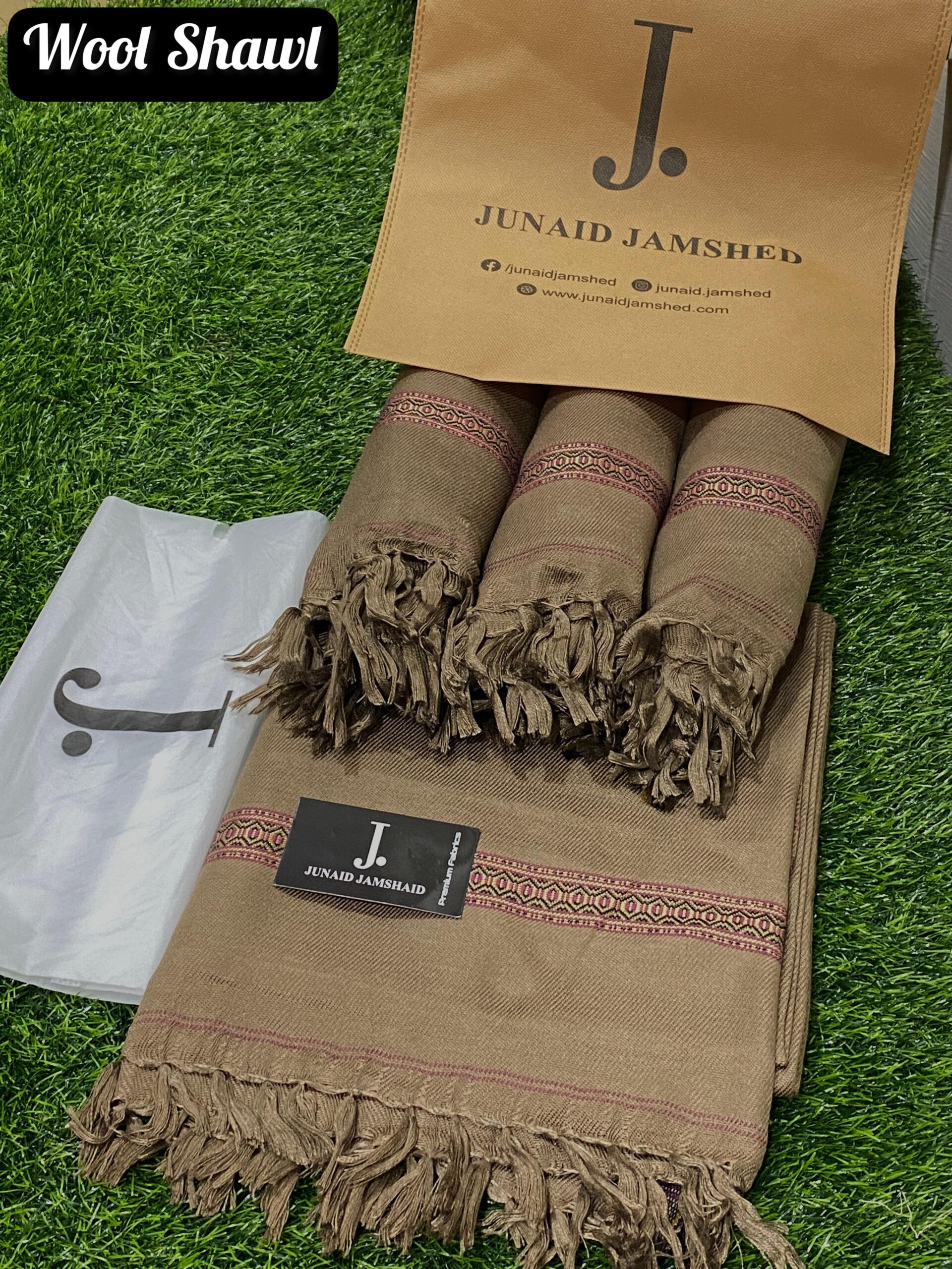 J. Junaid Jamshed Men's Shawls - Image 2